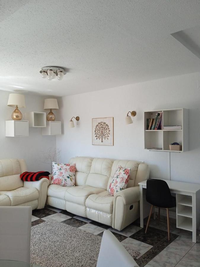 Cozy Apartment In Fuengirola Hills Esterno foto